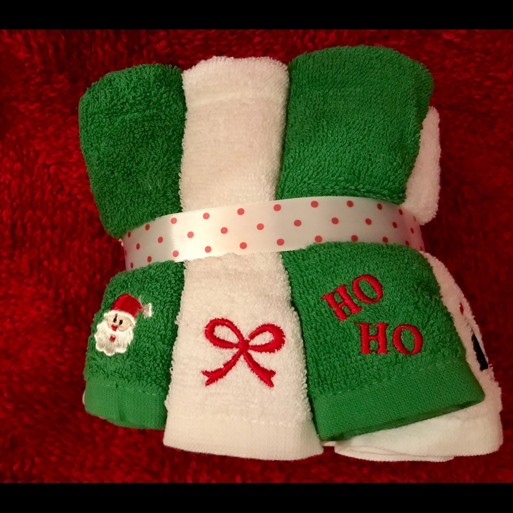 8 Christmas Hand/Wash Towels